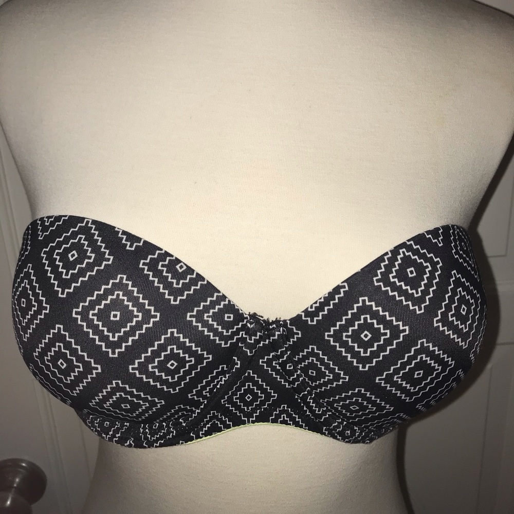 PINK Strapless Push Up Bra